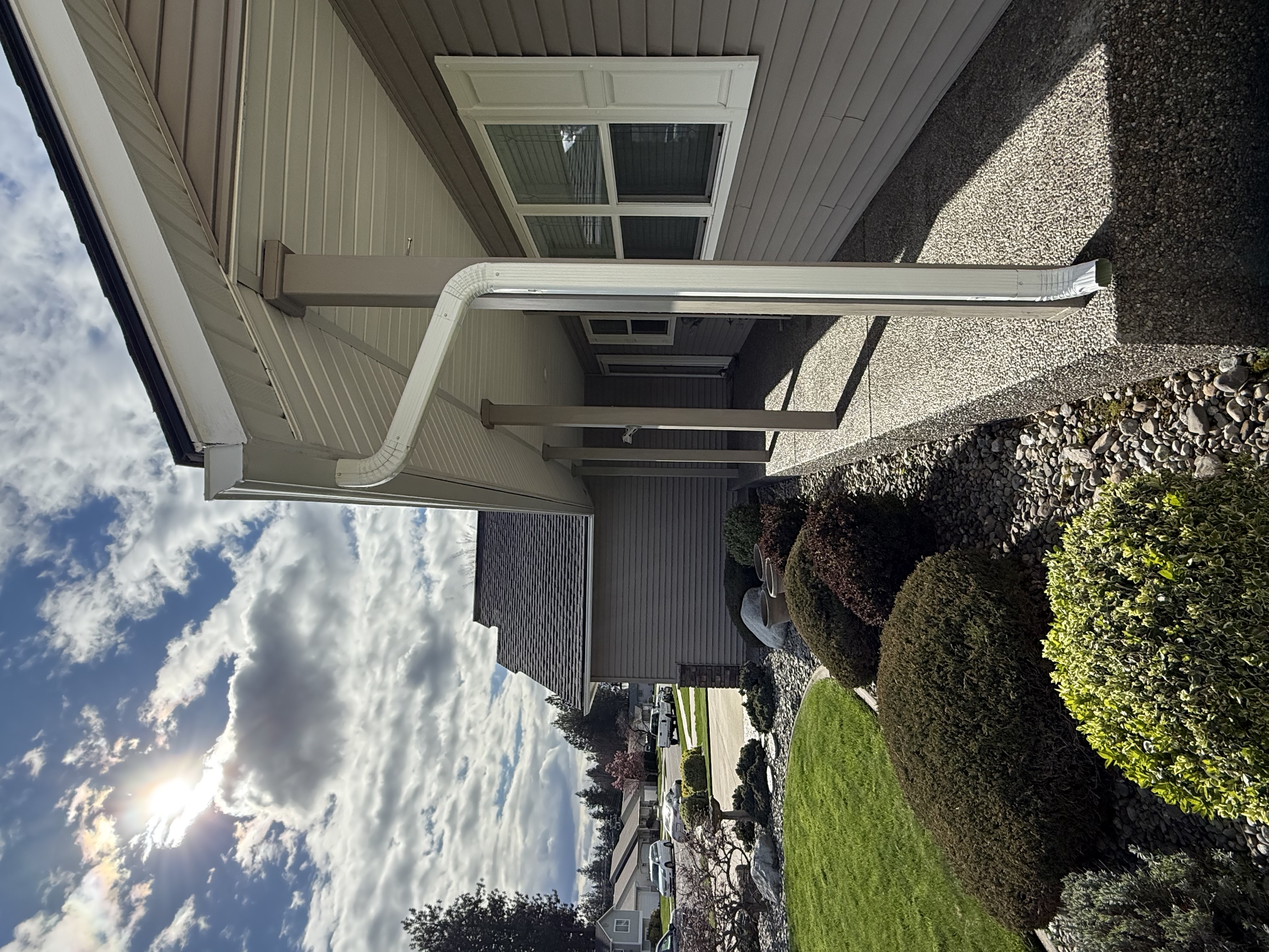 Seamless gutter installation on North Idaho home